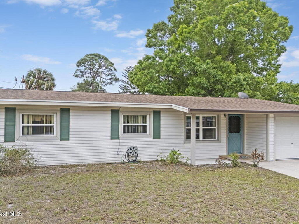 185 Moore Avenue, Merritt Island, FL 32952