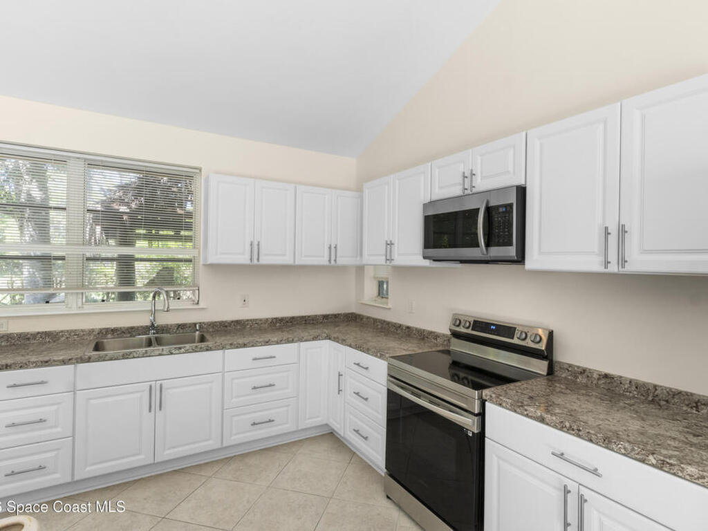 6235 4th Street, Vero Beach, FL 32968