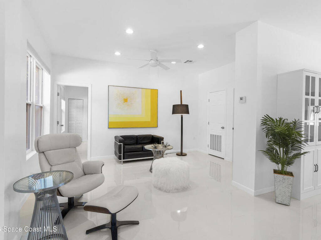 6235 4th Street, Vero Beach, FL 32968