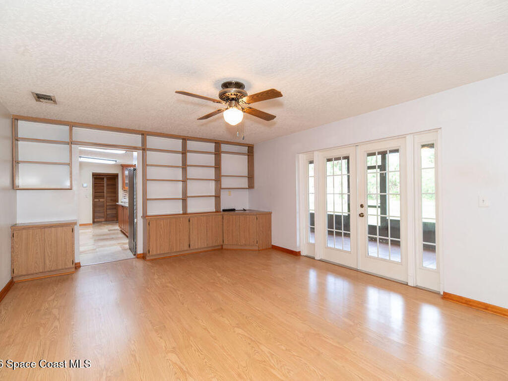 5290 Pina Vista Drive, Melbourne, FL 32934