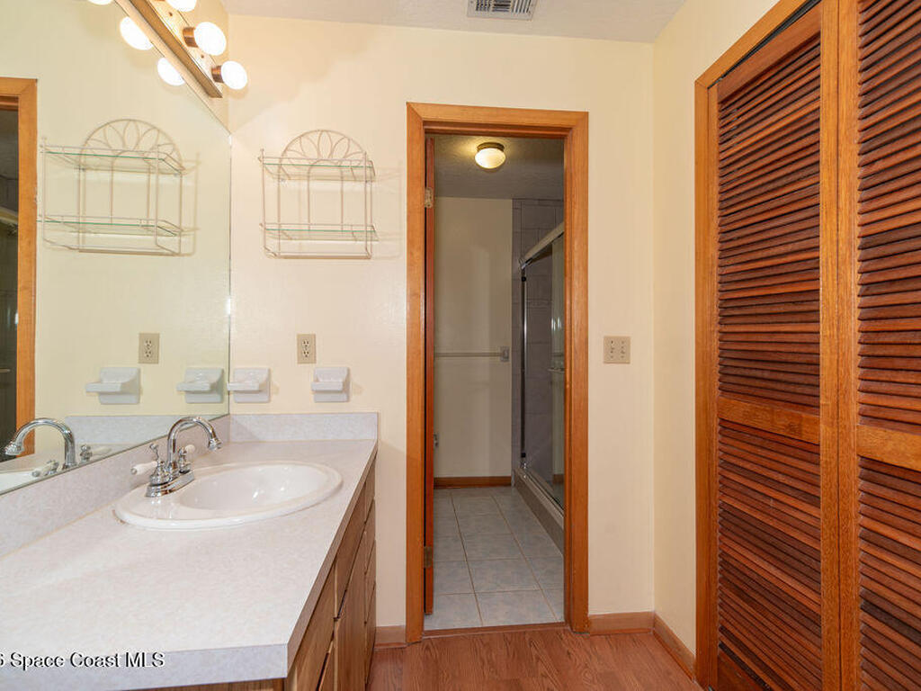 5290 Pina Vista Drive, Melbourne, FL 32934