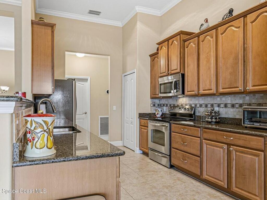 3467 Farragut Place, Melbourne, FL 32940