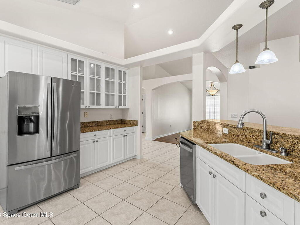 6915 Renshaw Drive, Melbourne, FL 32940