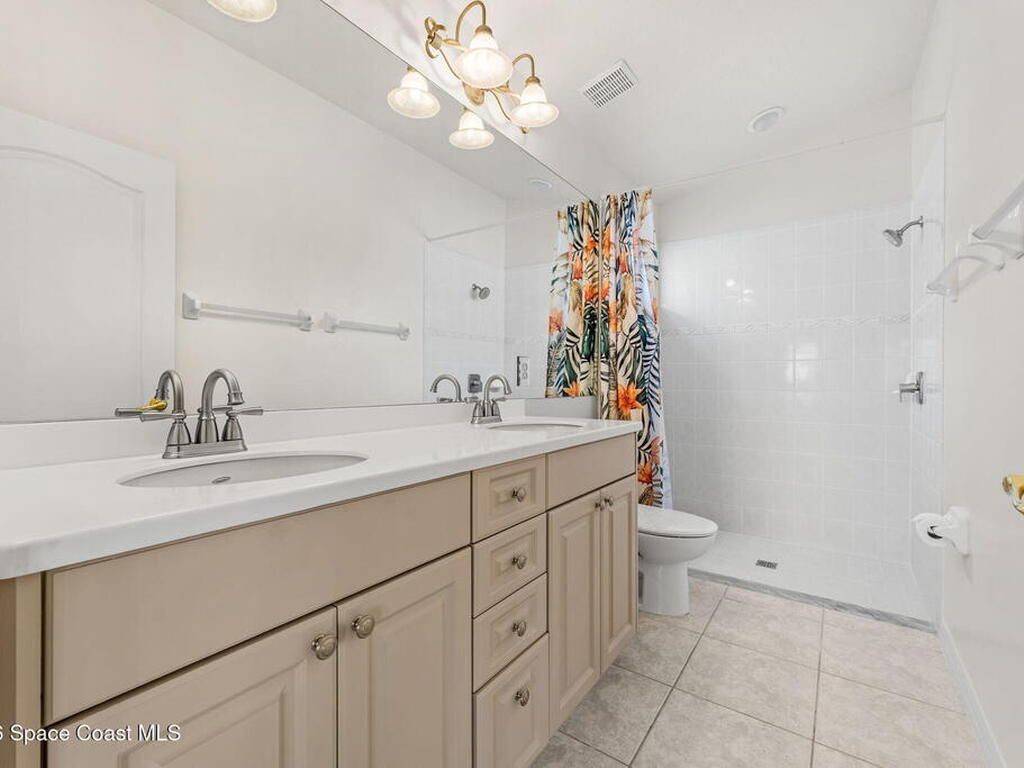 6915 Renshaw Drive, Melbourne, FL 32940
