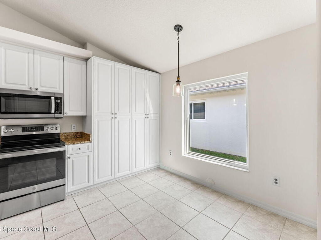6915 Renshaw Drive, Melbourne, FL 32940