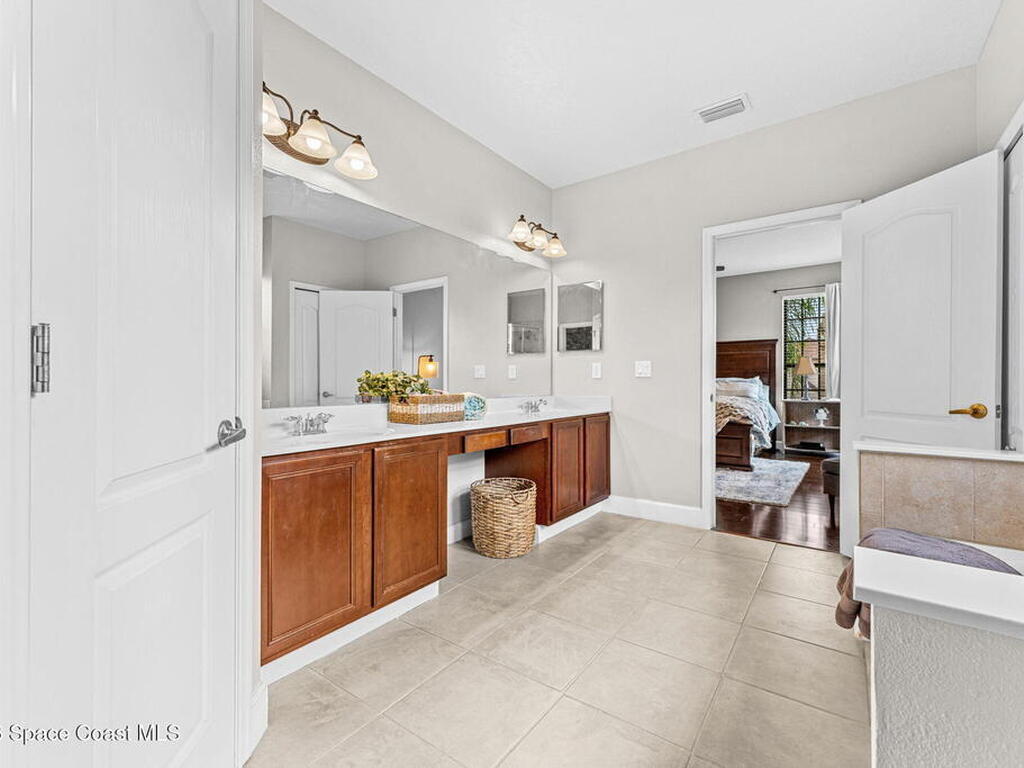 1390 Talon Way, Melbourne, FL 32934