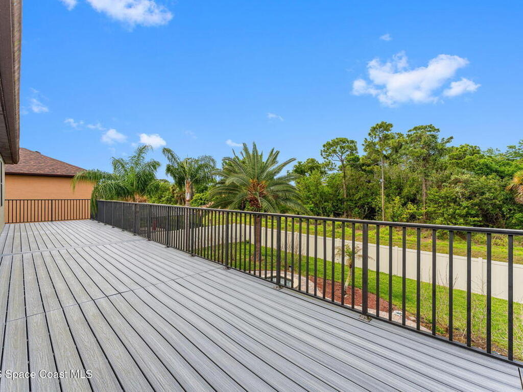 1390 Talon Way, Melbourne, FL 32934