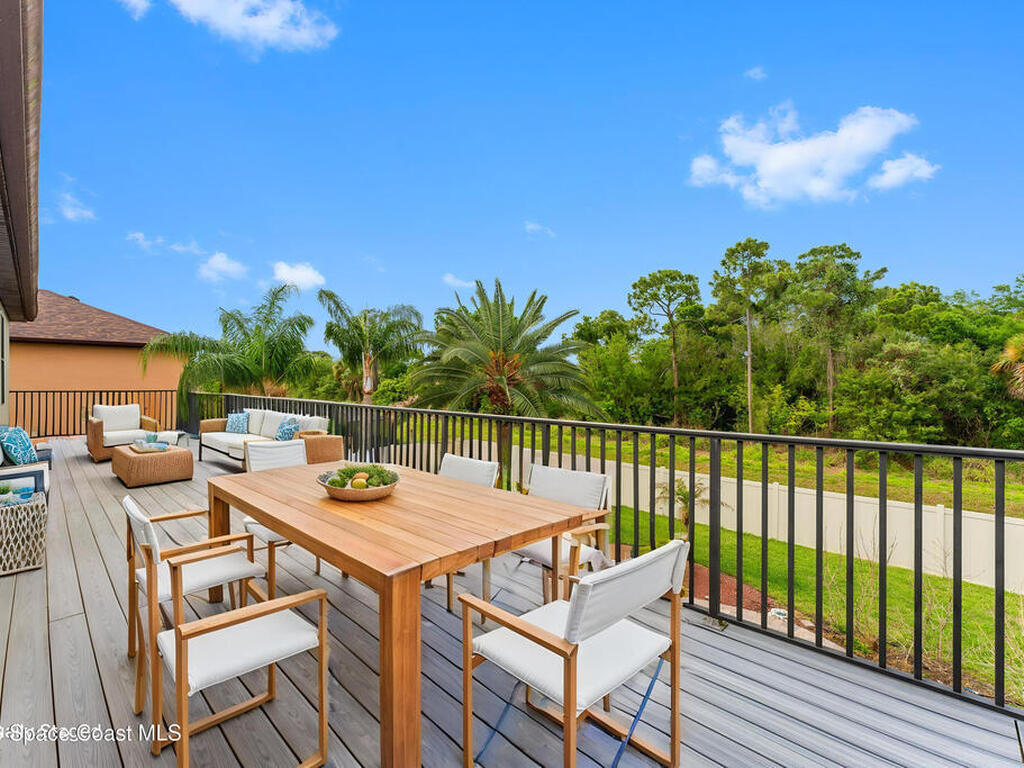 1390 Talon Way, Melbourne, FL 32934
