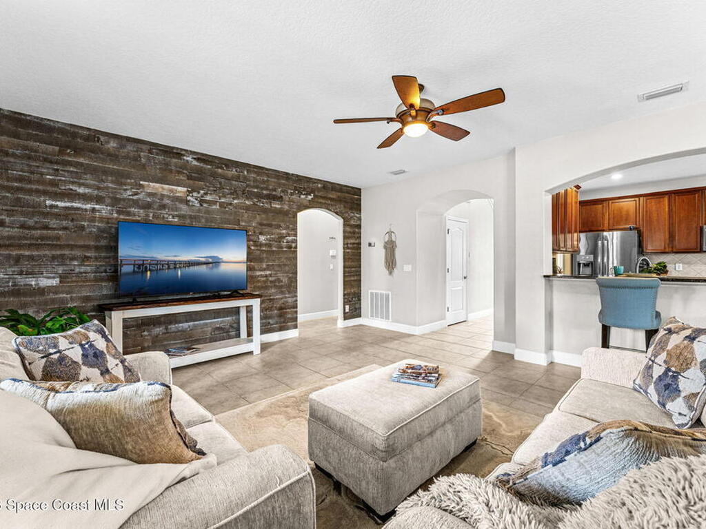 1390 Talon Way, Melbourne, FL 32934