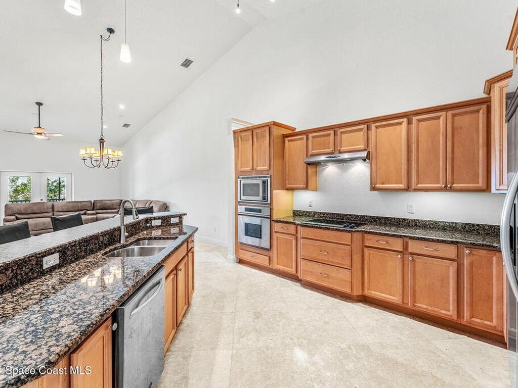 129 Lancha Circle, Satellite Beach, FL 32937