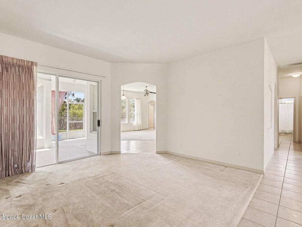 5761 Newbury Circle, Melbourne, FL 32940