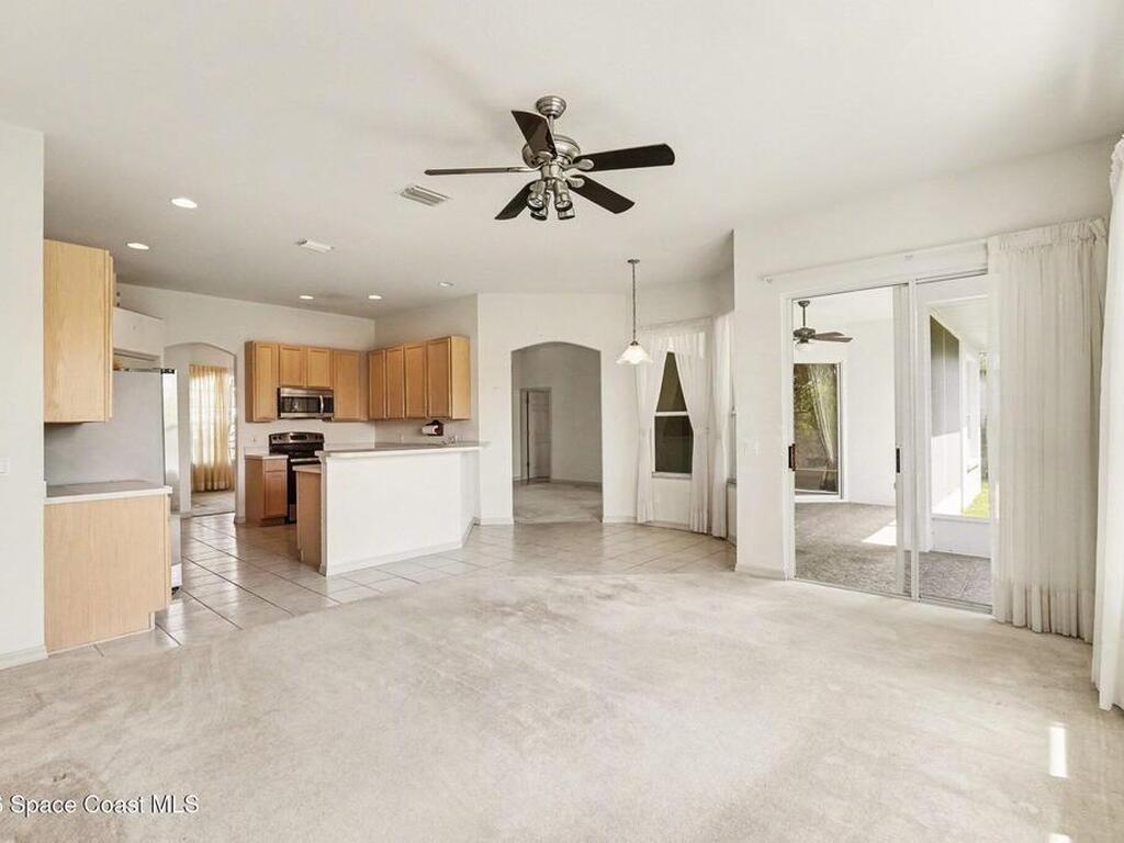 5761 Newbury Circle, Melbourne, FL 32940
