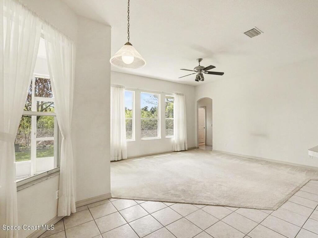 5761 Newbury Circle, Melbourne, FL 32940