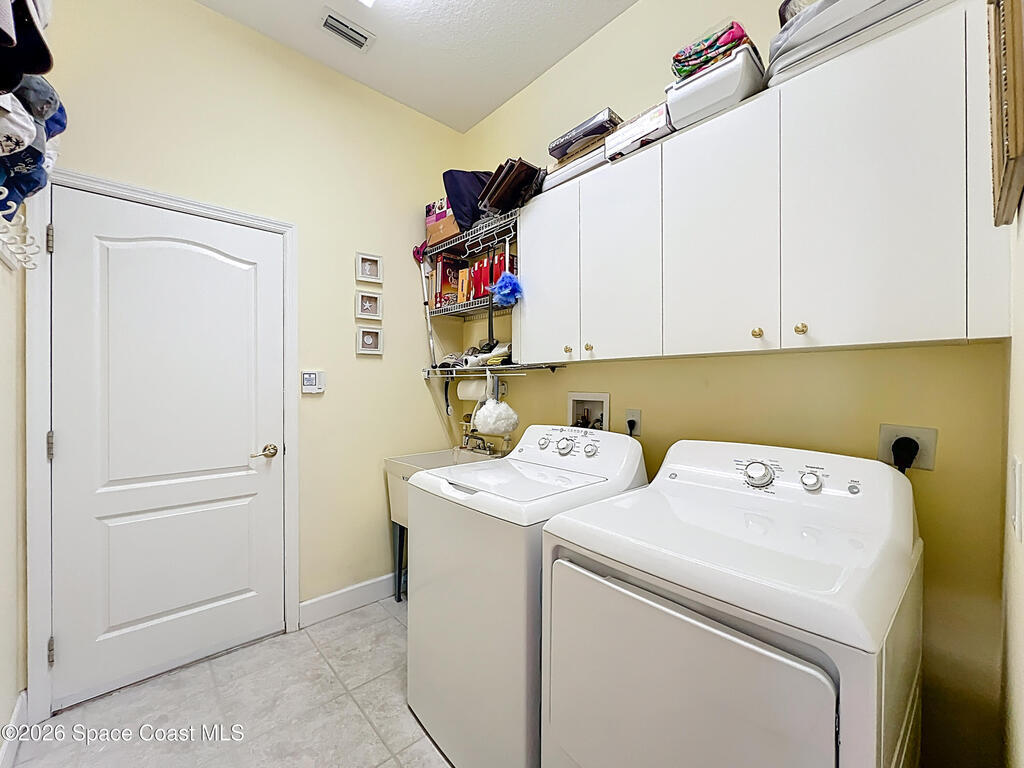 2941 Camberly Circle, Melbourne, FL 32940