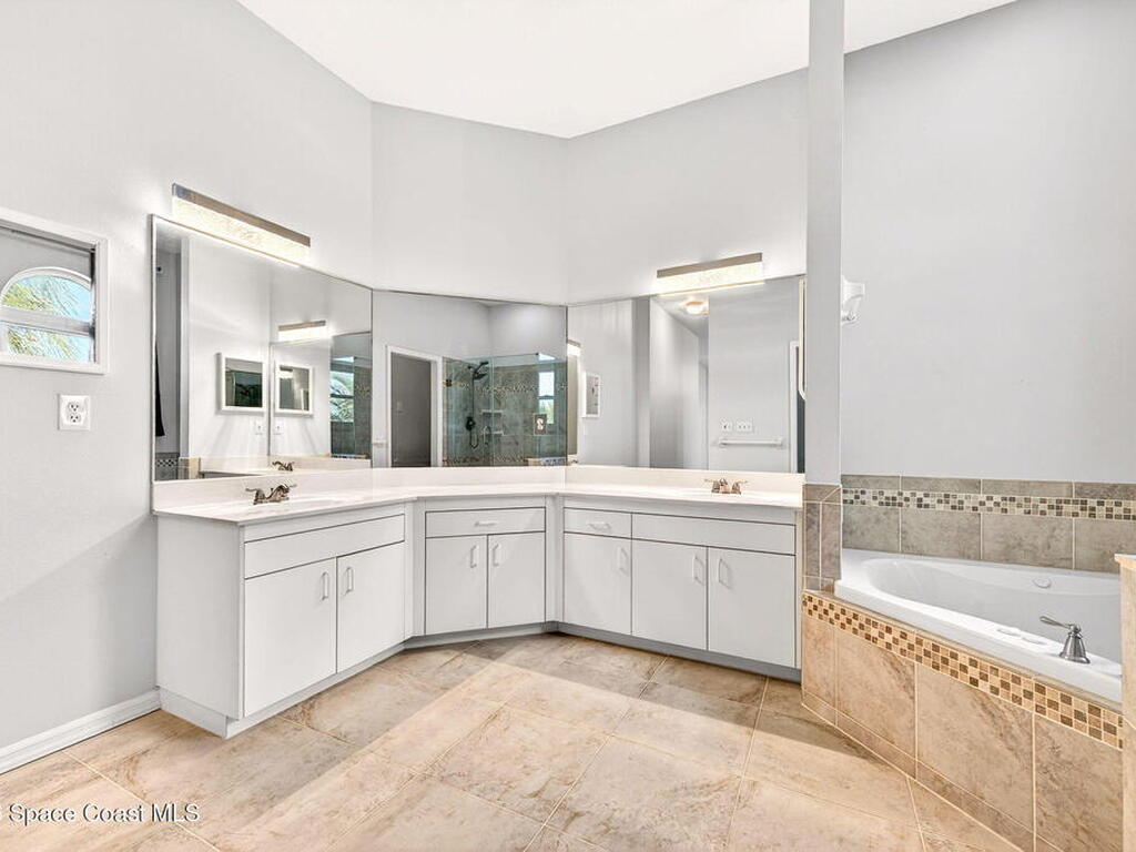 520 Apache Trail, Merritt Island, FL 32953
