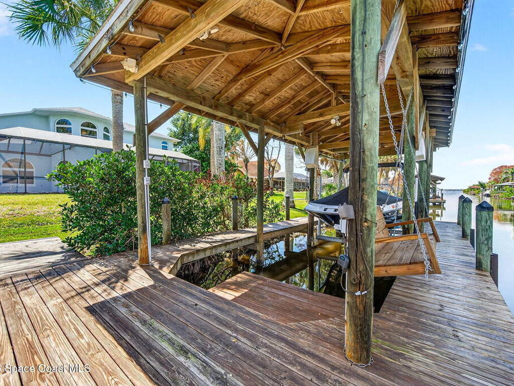 520 Apache Trail, Merritt Island, FL 32953
