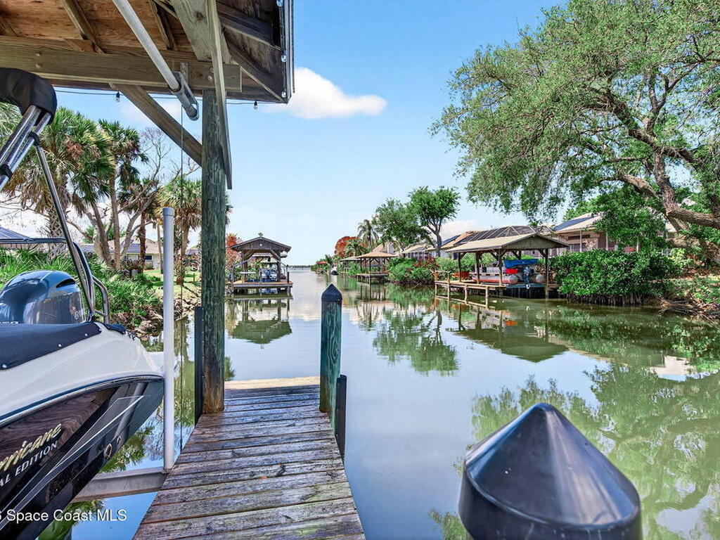 520 Apache Trail, Merritt Island, FL 32953