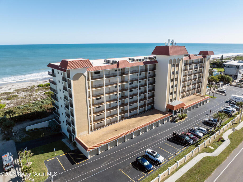 2815 S Atlantic Avenue, Cocoa Beach, FL 32931