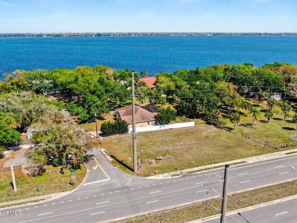 1435 Rose Court, Melbourne, FL 32935