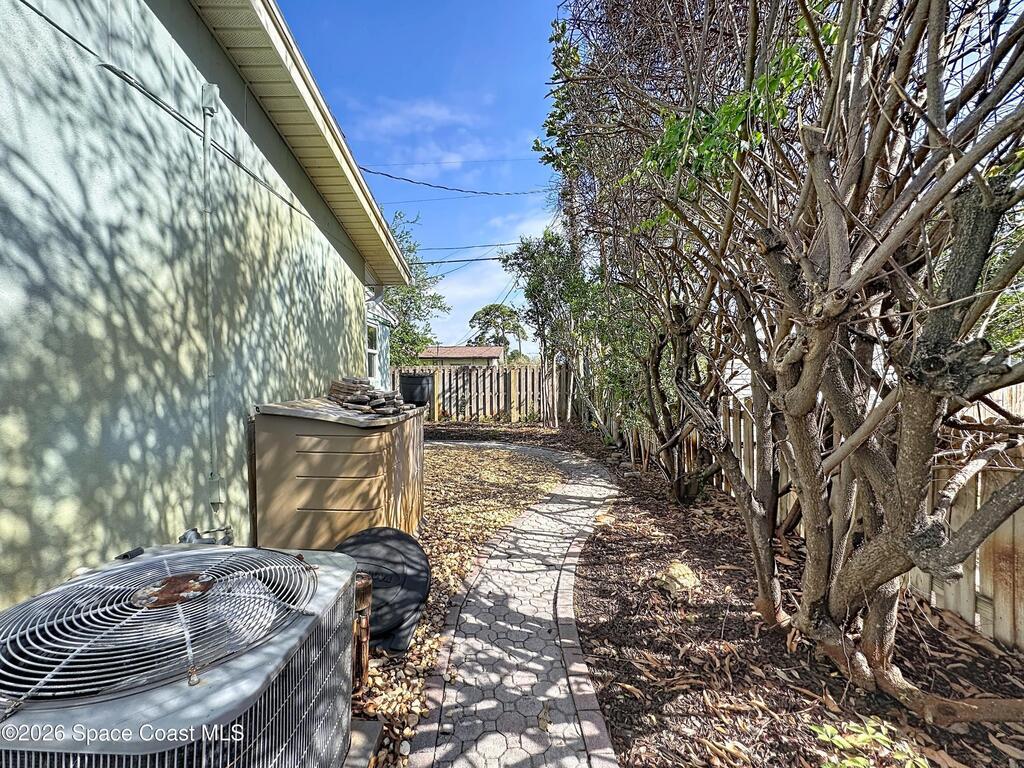 1315 Lester Court, Merritt Island, FL 32952