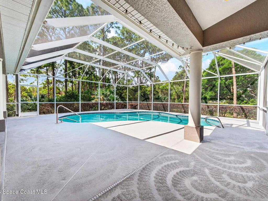 4404 Long Lake Road, Melbourne, FL 32934