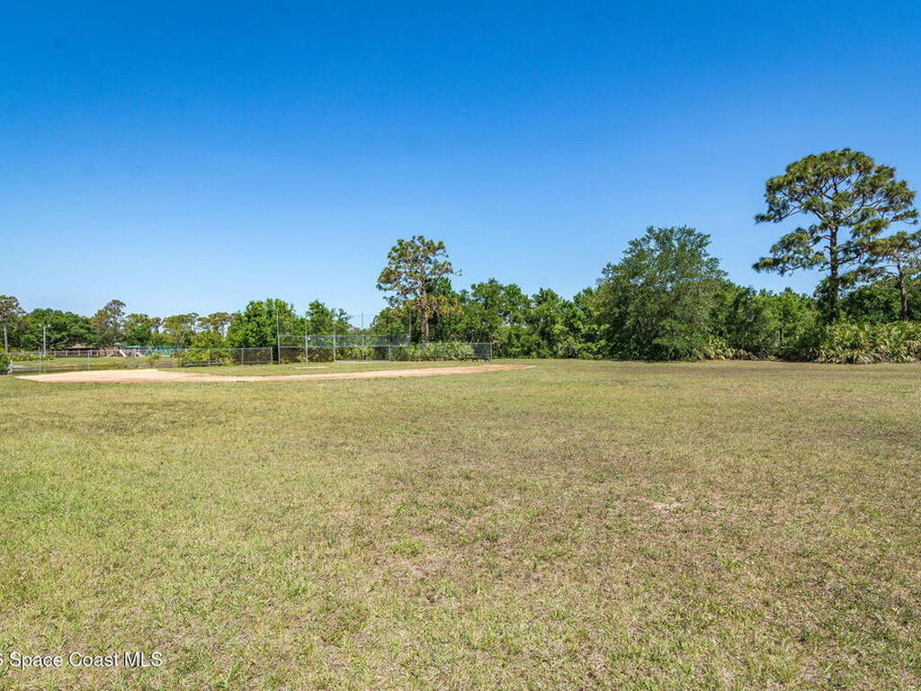4404 Long Lake Road, Melbourne, FL 32934