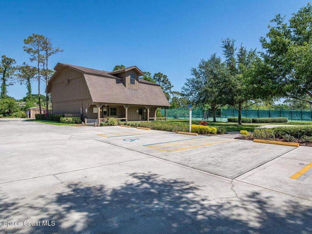 4404 Long Lake Road, Melbourne, FL 32934