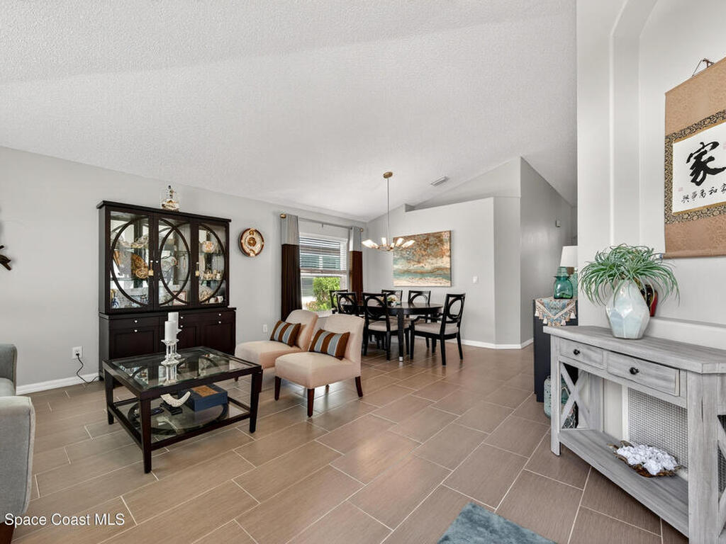 970 Shaw Circle, Melbourne, FL 32940