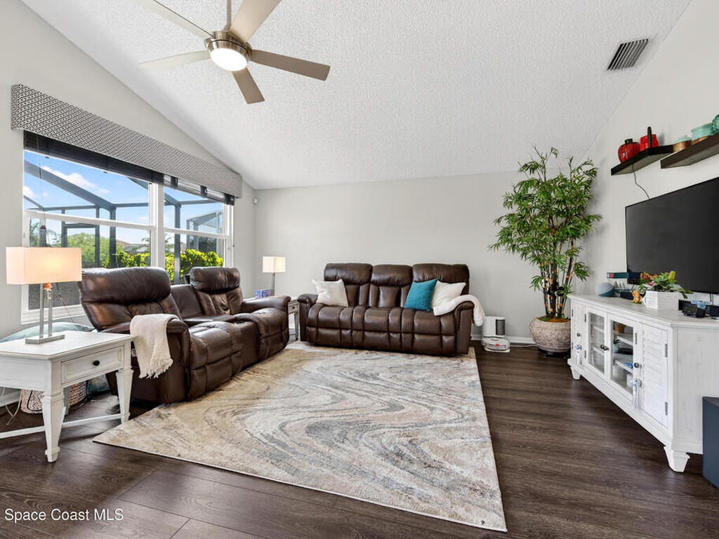 970 Shaw Circle, Melbourne, FL 32940