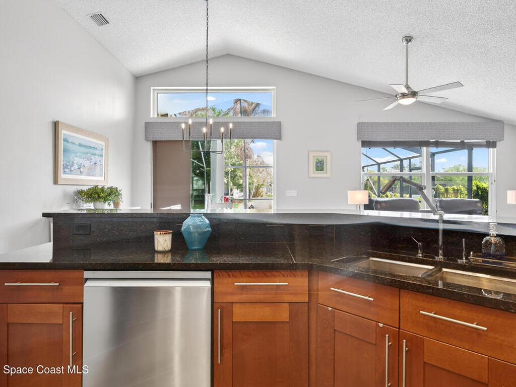 970 Shaw Circle, Melbourne, FL 32940