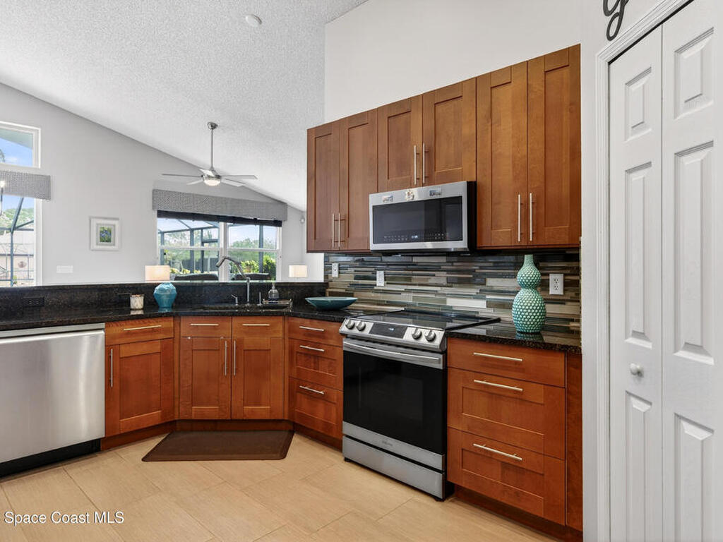 970 Shaw Circle, Melbourne, FL 32940