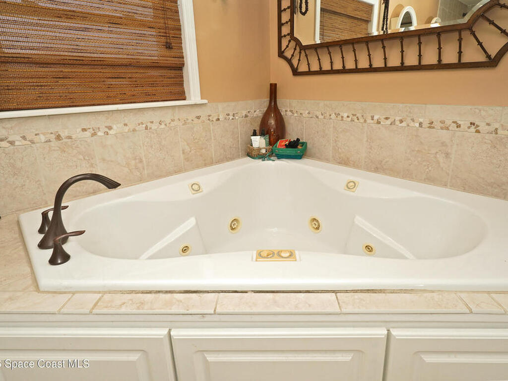 57 Highland Drive, Indialantic, FL 32903