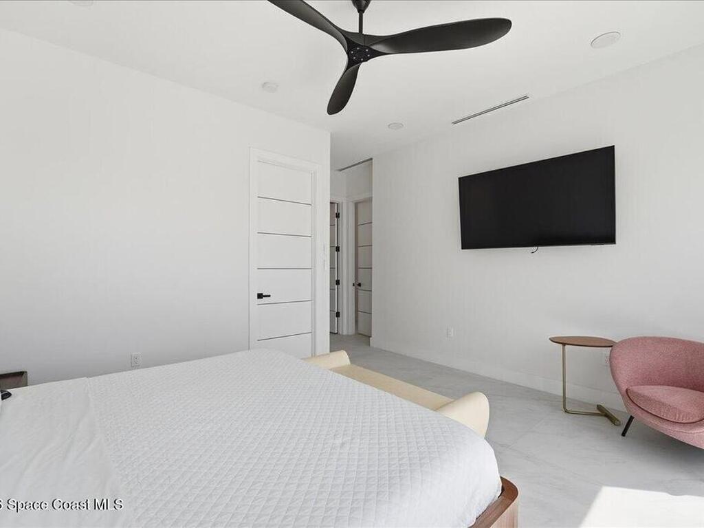 2175 S Tropical Trail, Merritt Island, FL 32952