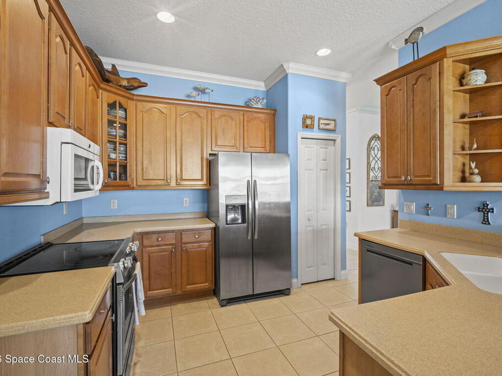 843 Woodbine Drive, Merritt Island, FL 32952