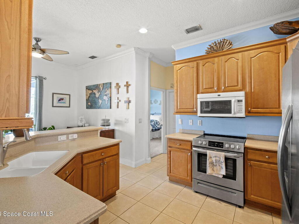843 Woodbine Drive, Merritt Island, FL 32952