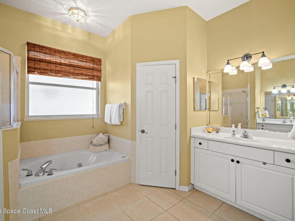 843 Woodbine Drive, Merritt Island, FL 32952