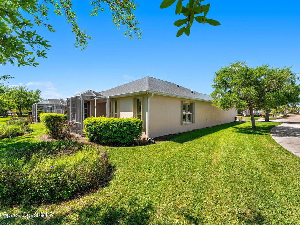 6957 Floristana Drive, Melbourne, FL 32940