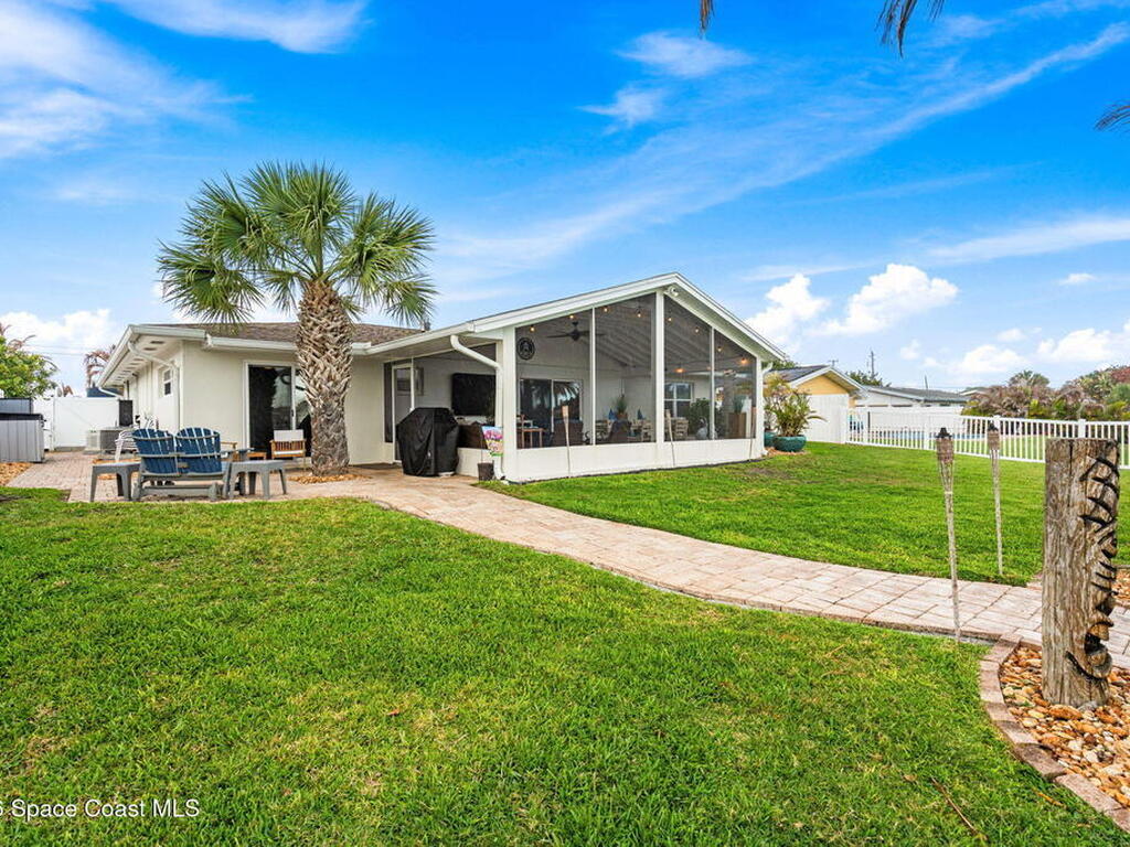 107 La Riviere Road, Cocoa Beach, FL 32931
