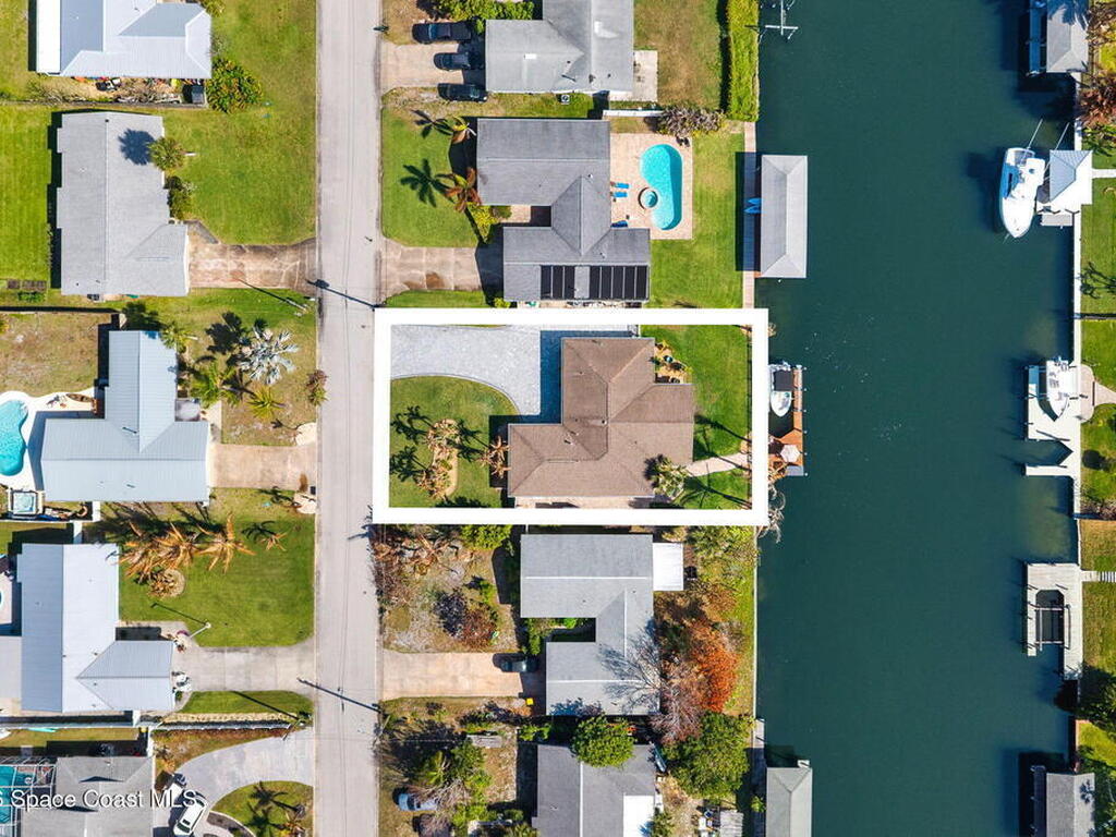 107 La Riviere Road, Cocoa Beach, FL 32931