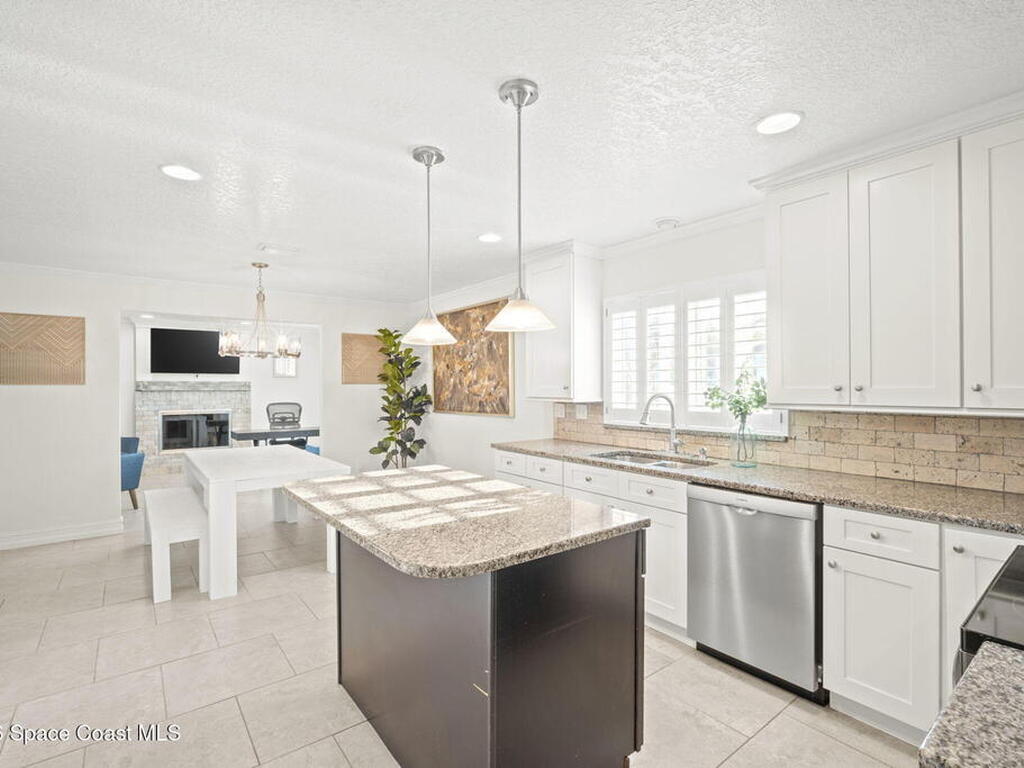 310 Franklyn Avenue, Indialantic, FL 32903