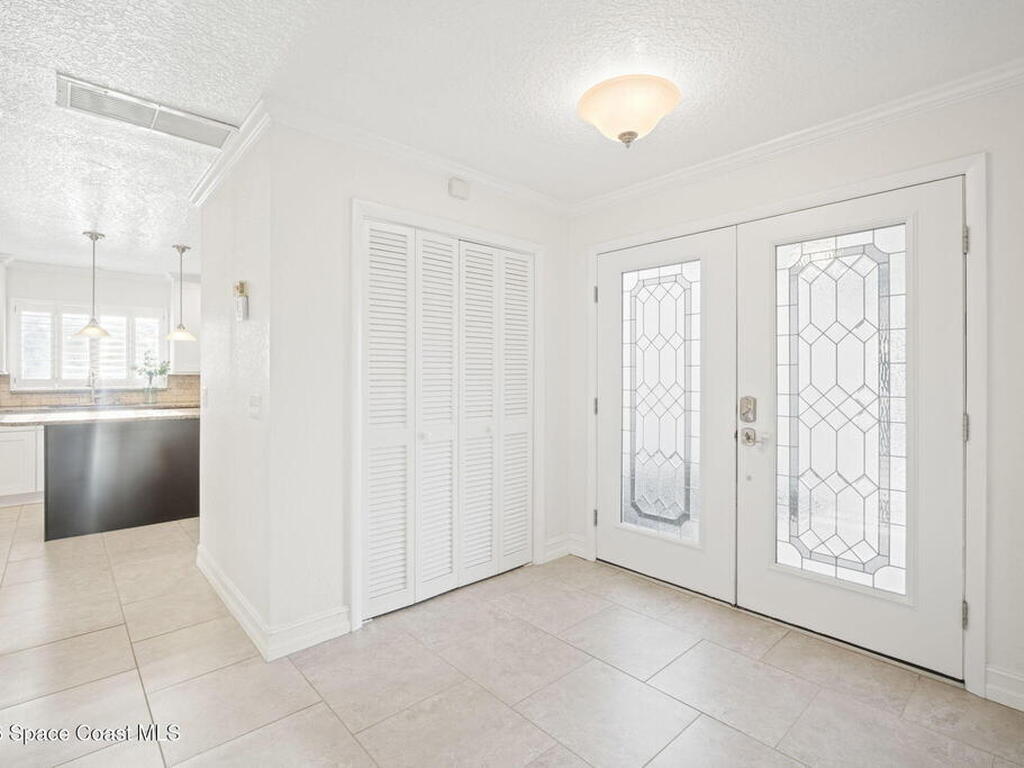 310 Franklyn Avenue, Indialantic, FL 32903
