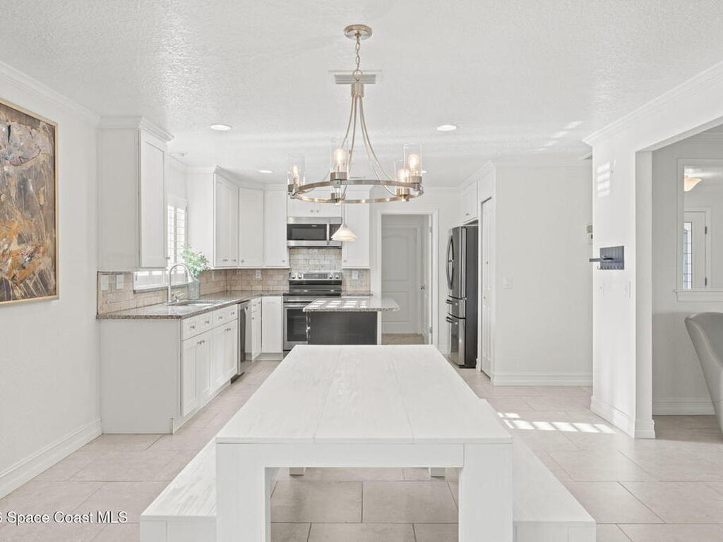 310 Franklyn Avenue, Indialantic, FL 32903