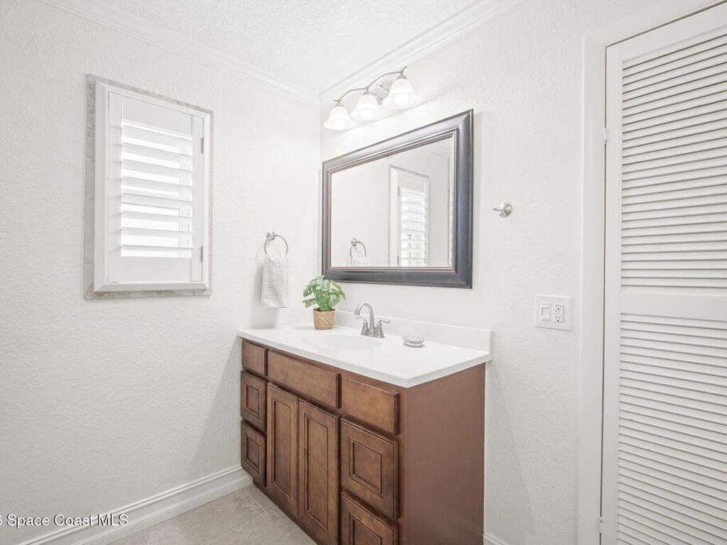 310 Franklyn Avenue, Indialantic, FL 32903