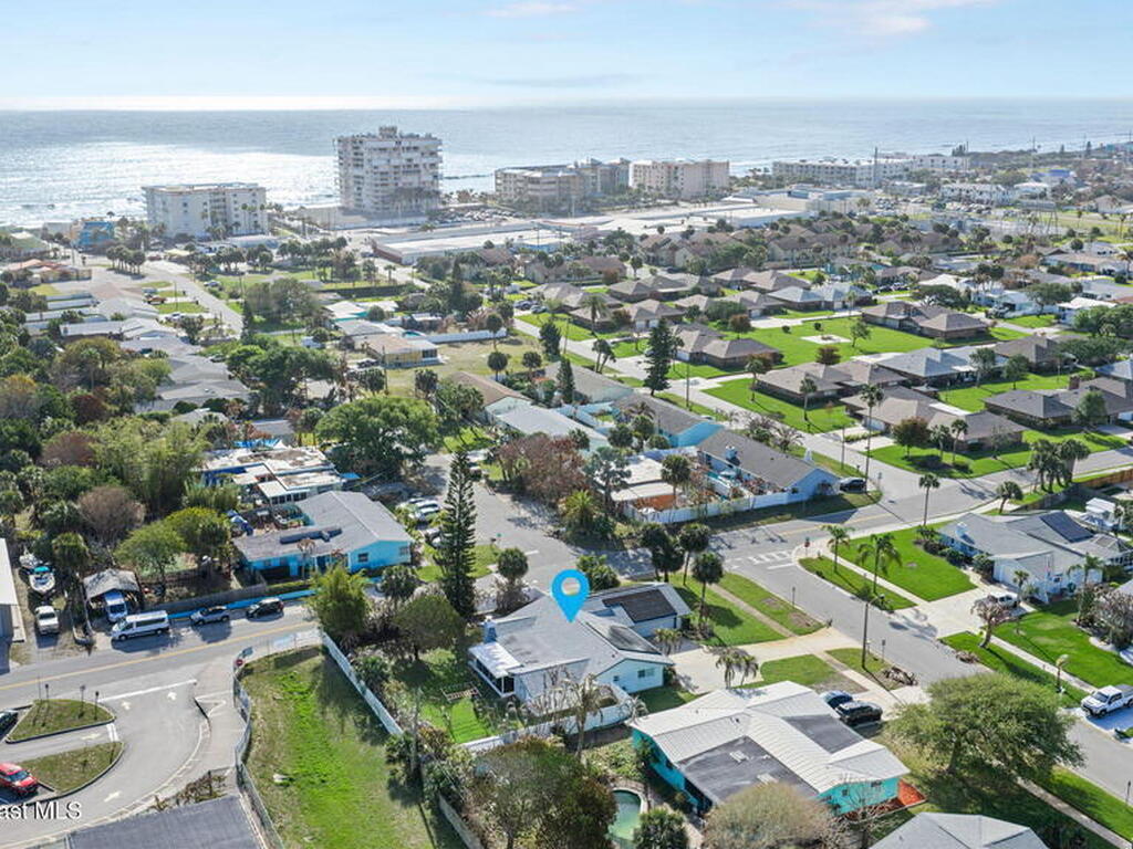 310 Franklyn Avenue, Indialantic, FL 32903