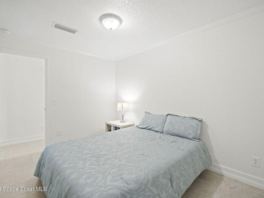 310 Franklyn Avenue, Indialantic, FL 32903
