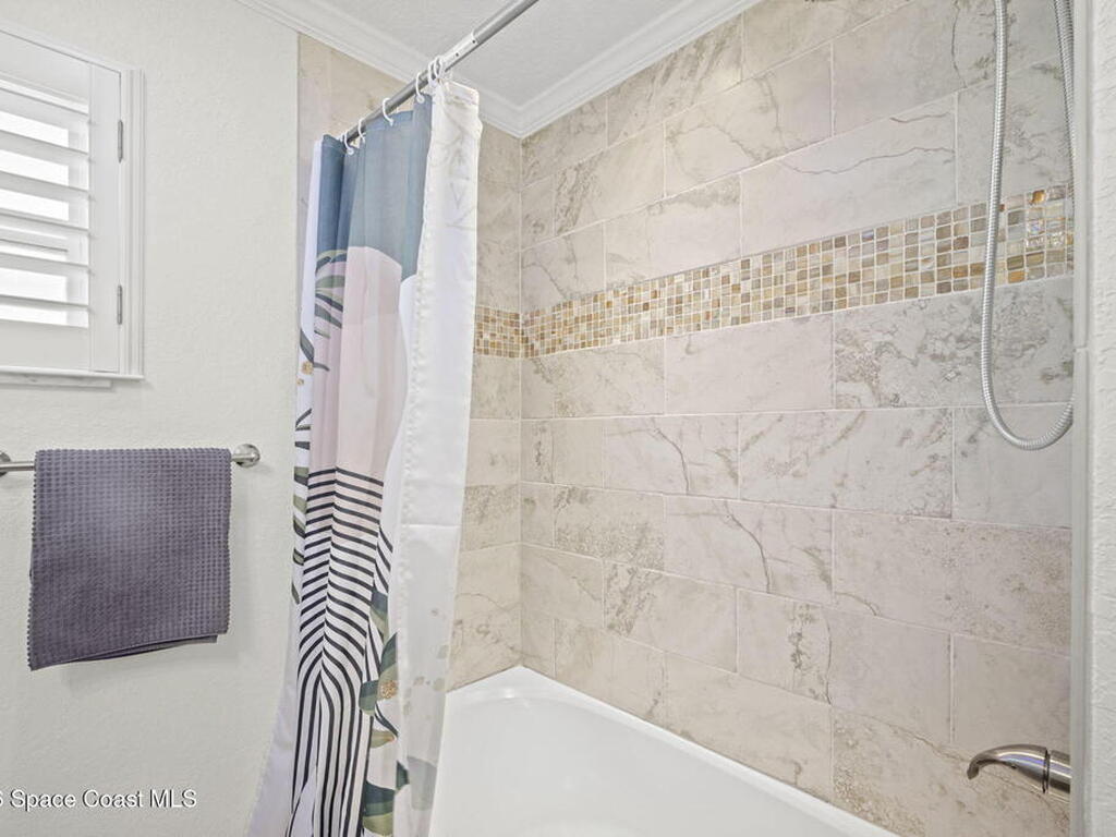 310 Franklyn Avenue, Indialantic, FL 32903