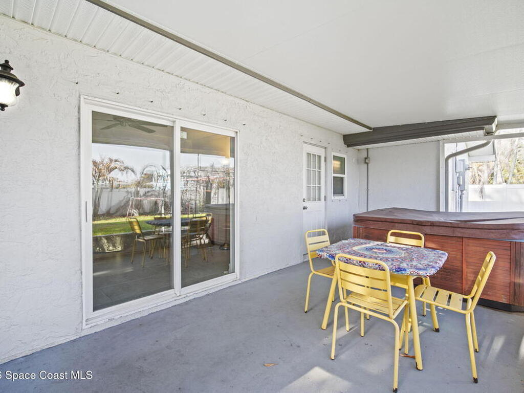 310 Franklyn Avenue, Indialantic, FL 32903