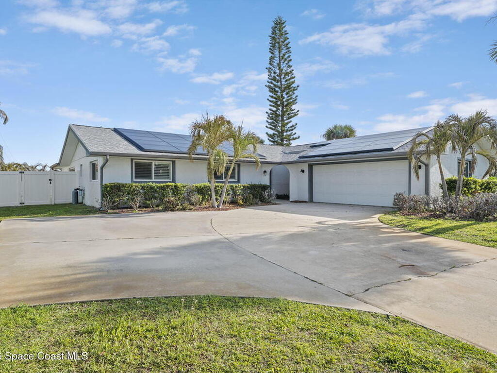 310 Franklyn Avenue, Indialantic, FL 32903