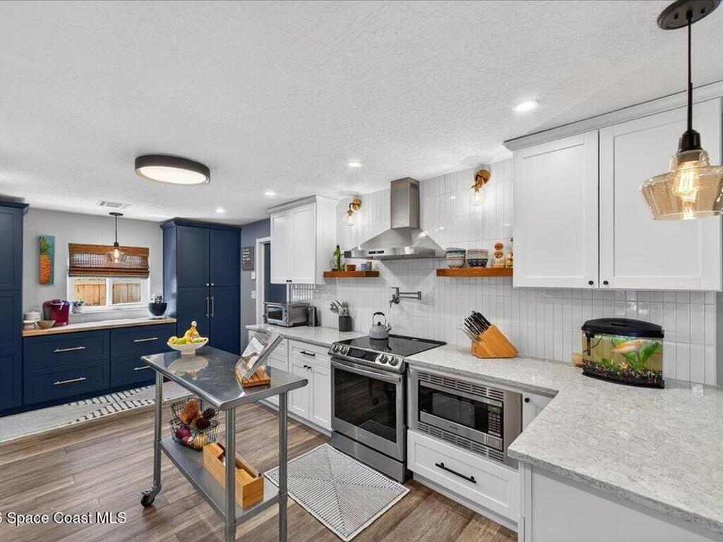 169 Glenwood Avenue, Satellite Beach, FL 32937