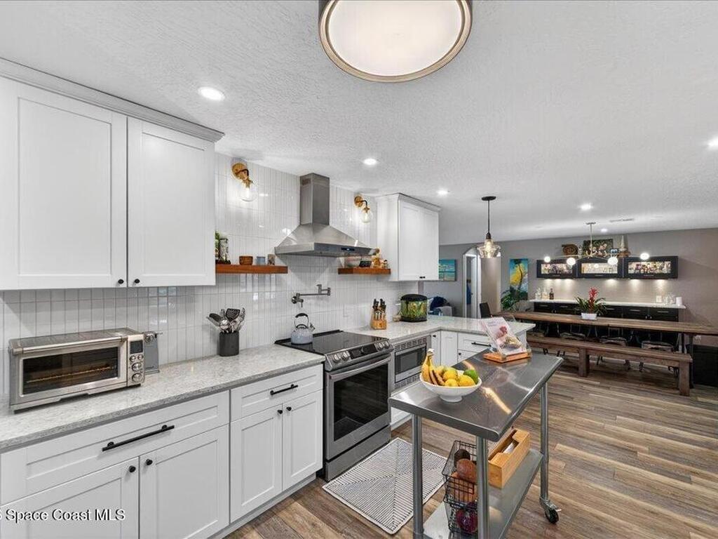 169 Glenwood Avenue, Satellite Beach, FL 32937